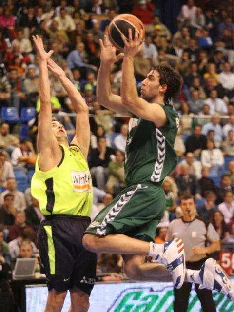 Imagen de la noticia: Unicaja y Barcelona disputan su partido 150 el domingo