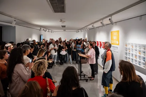 Imagen de la noticia: El Archivo Municipal expone 39 piezas de cerámica de San Telmo